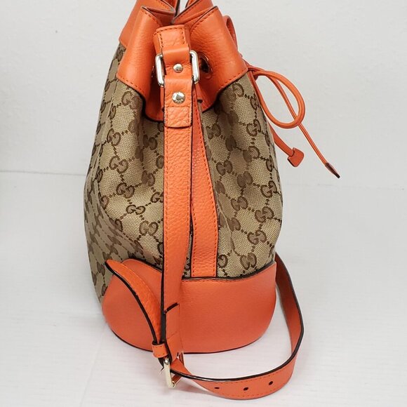 Gucci Bucket GG Canvas Medium Shoulder Bag 530-101025 - Picture 4 of 14